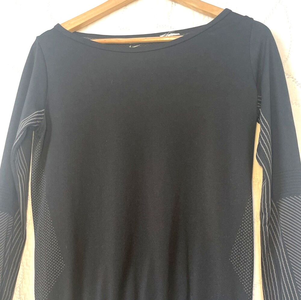 Nike Dri-FIT T-Shirt Black Grey Digital Glitch Print WoMens sz. Small